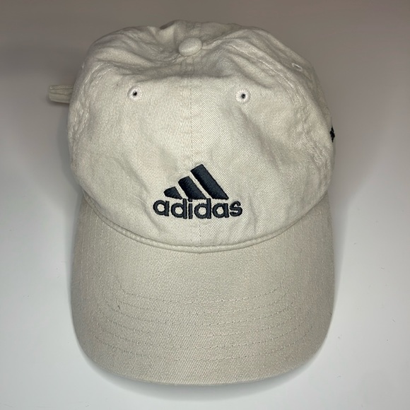 Adidas hat - Picture 1 of 5